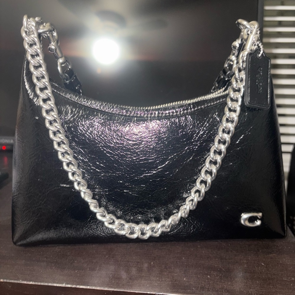 Coach Juliet 25